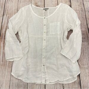 White Linen Button-Up Top Small Sustainable Beach Logenlook Capsule Minimalist